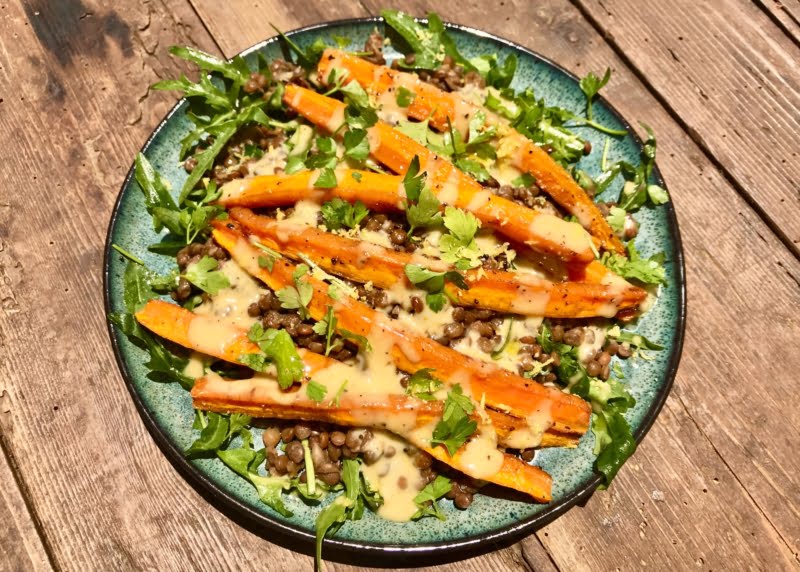 Roasted Carrot Lentil Salad | Wolfs Yoga Vegan Yoga Retreat Algarve, Portugal