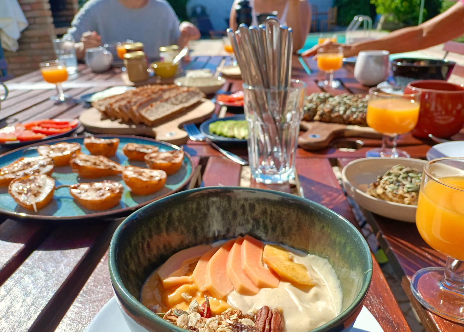 yoga-retreat-portugal-algarve-wolfs-may-breakfast-table The Mindfulness & Yoga Retreat | 13 May 2023