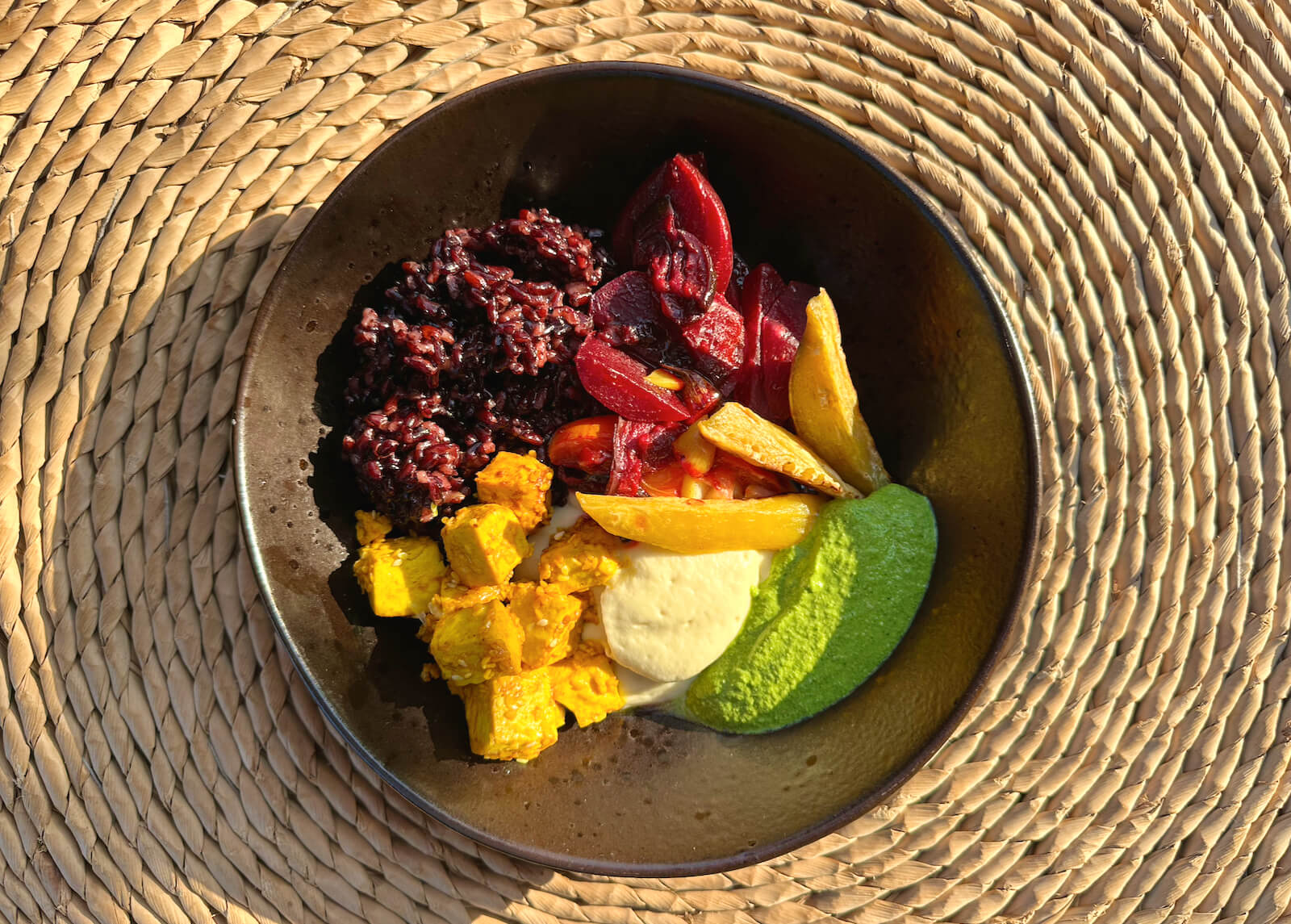 yoga-retreat-portugal-algarve-wolfs-may-dinner The Mindfulness & Yoga Retreat | 13 May 2023