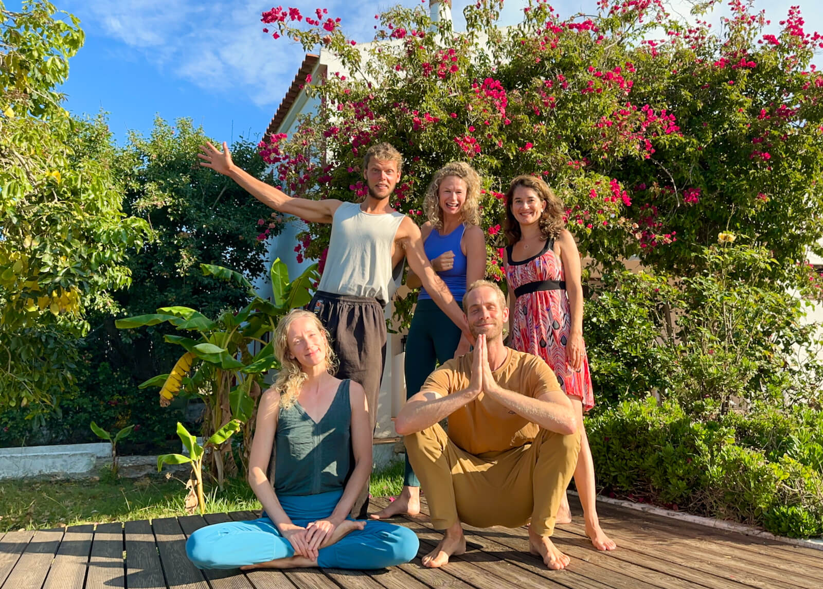 yoga-retreat-portugal-algarve-wolfs-june10-group The Heart Retreat | June 10 2023