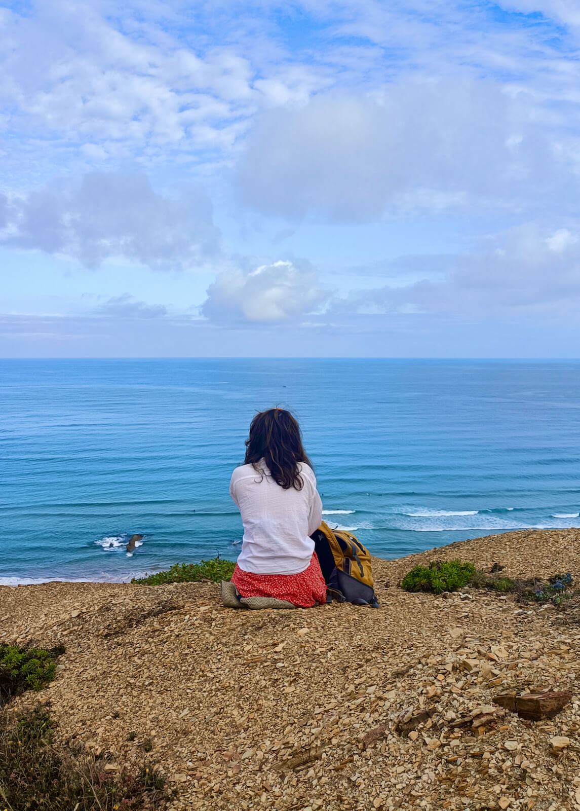 yoga-retreat-portugal-algarve-wolfs-june10-sharin-cliffs The Heart Retreat | June 10 2023