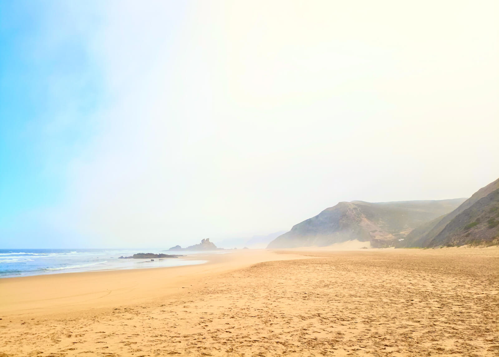 yoga-retreat-portugal-algarve-wolfs-july-castelejo The Heart Retreat | June 29 2023