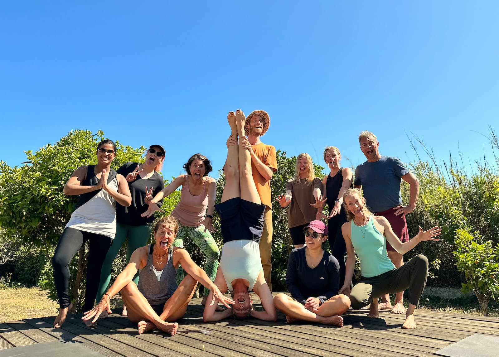 yoga-retreat-portugal-algarve-wolfs-july2-group-kriya Yin, Yang & Mindfulness Yoga Retreat | June 22 2023
